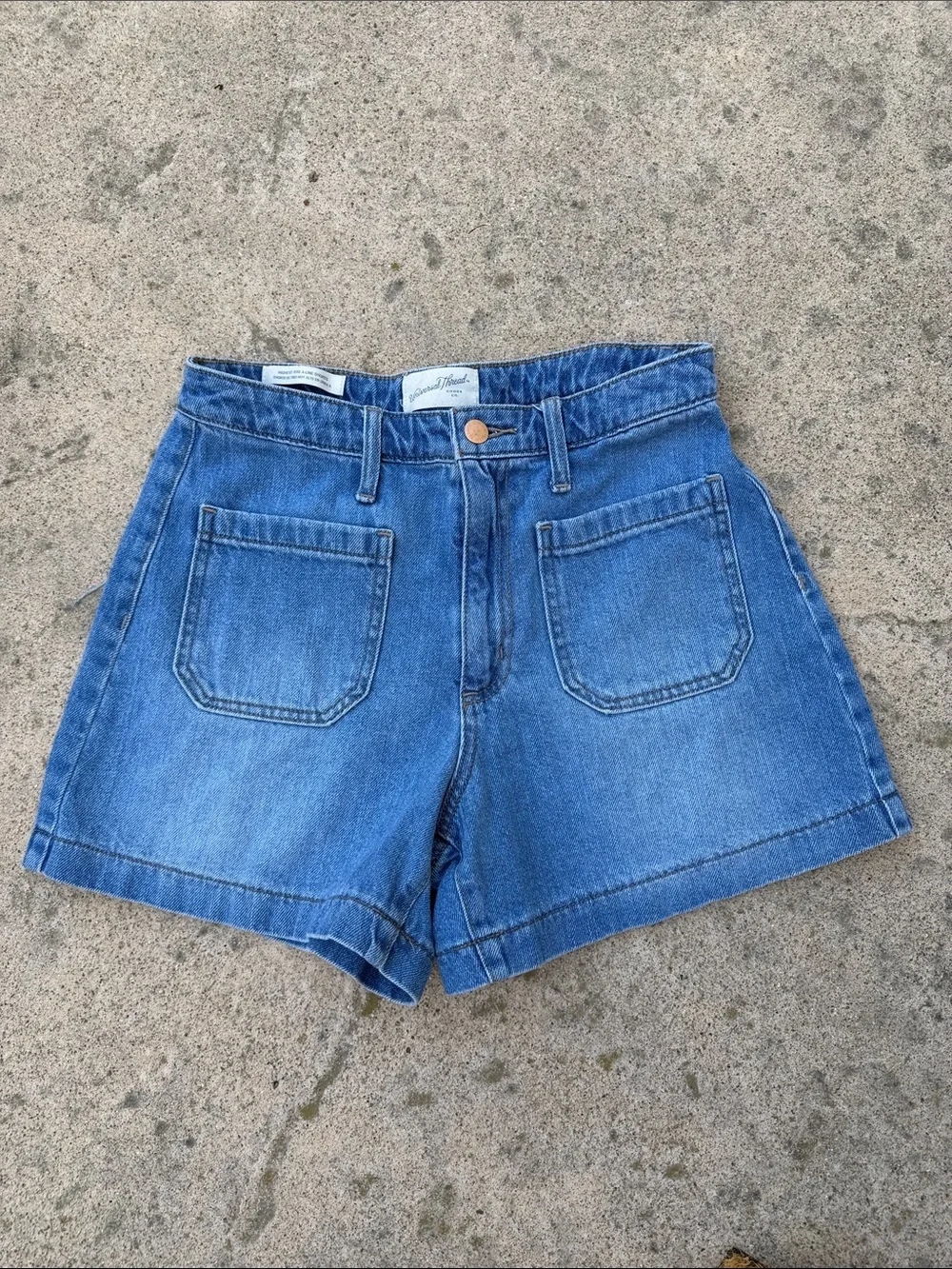 Universal Thread Women's Highest Rise A-Line Patch Pocket Jean Shorts Size 6